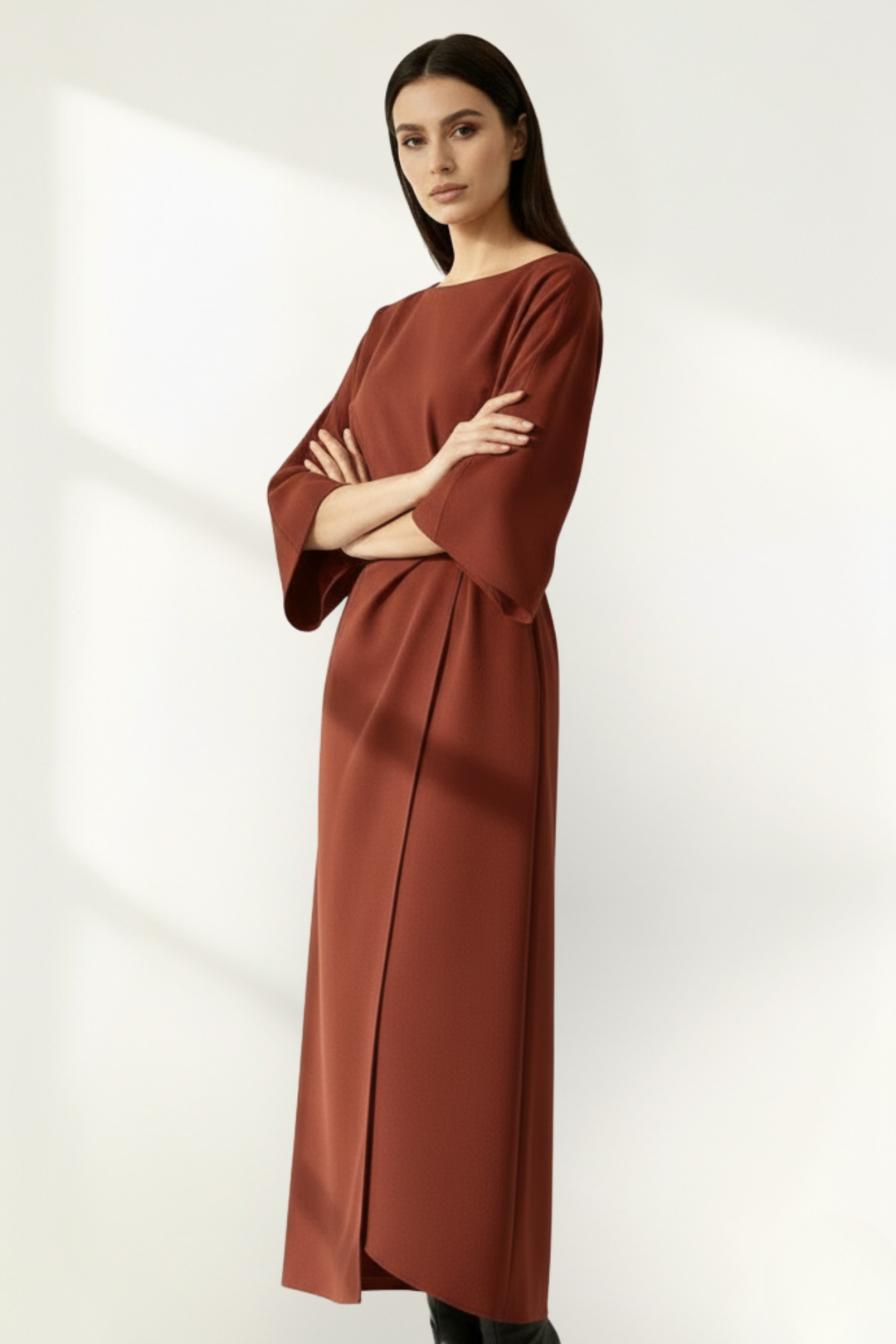 Robe midi ceinturée à manches longues pour femme