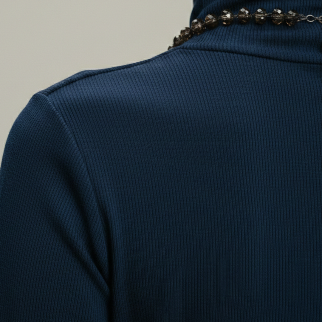 Robe longue plissée asymétrique à col montant et manches longues pour femme