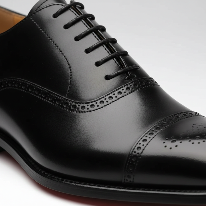 Chaussures habillées à bout droit en cuir pour hommes