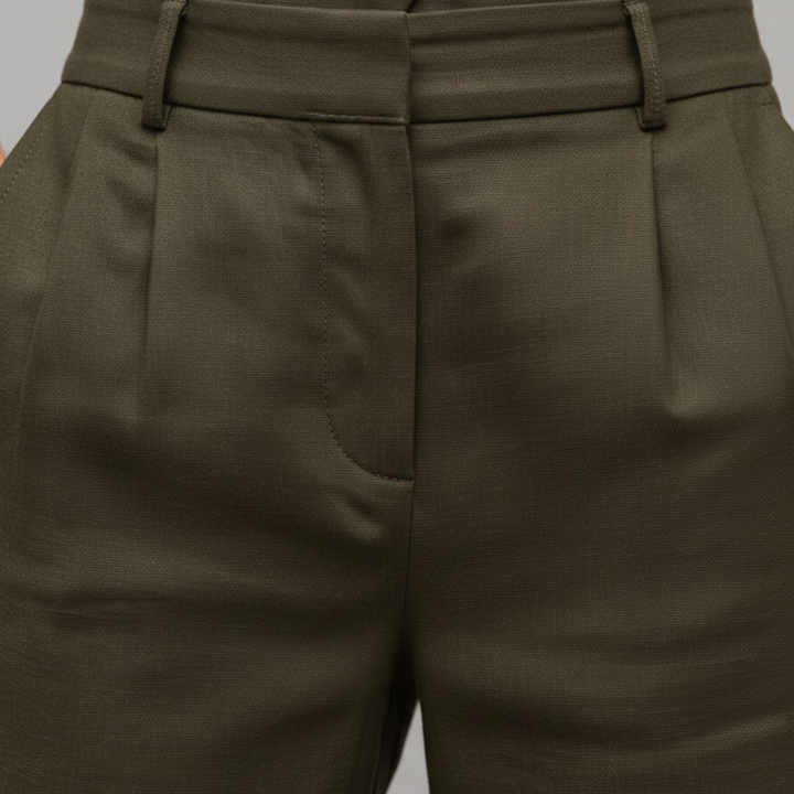 Ensemble féminin deux pièces débardeur et pantalon à jambes larges