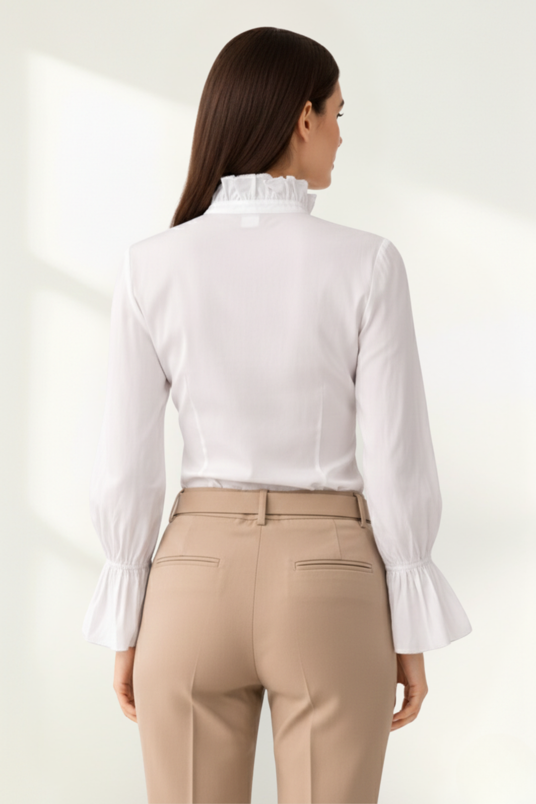 Blouse blanche pour femme à manches longues avec fermeture éclair devant