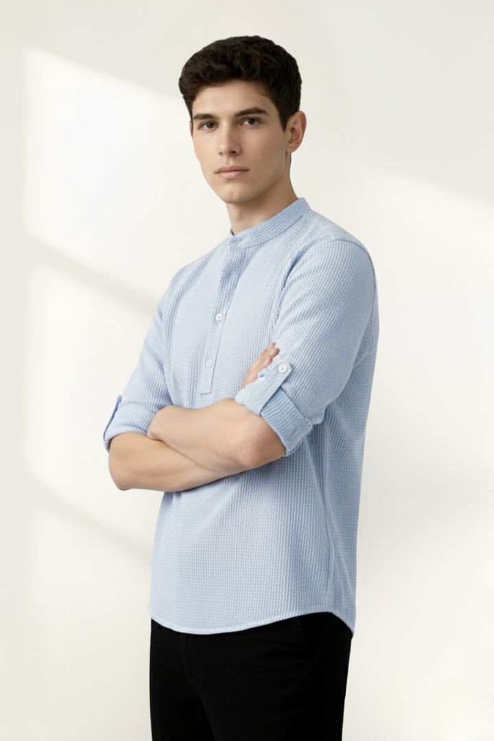 Chemise à manches longues pour homme avec col tunisien