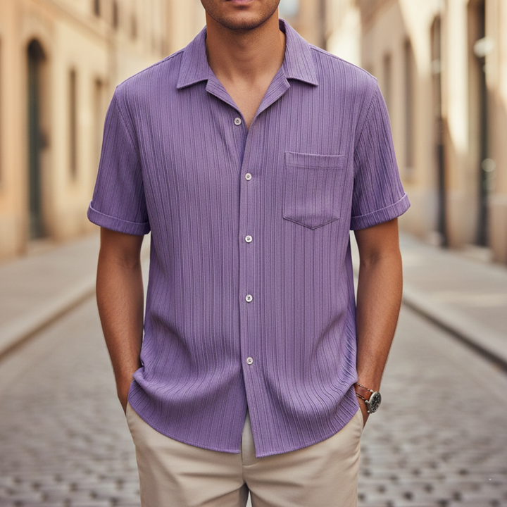 Chemise pour homme à manches courtes plissée texturée avec col de camp