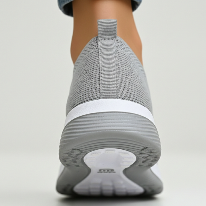 Chaussures orthopédiques de marche pour femmes à enfiler en maille